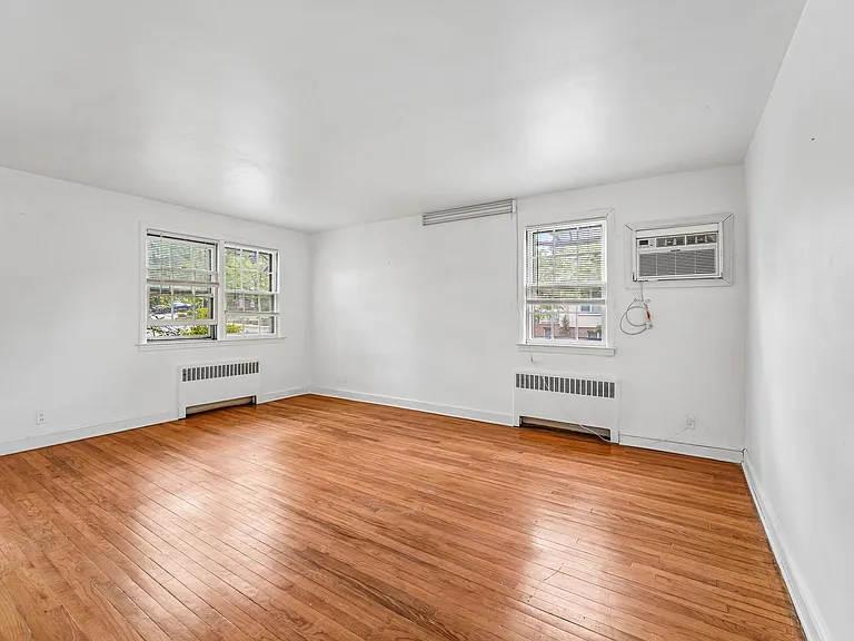 1030 Jassamine Way — Photo 9
