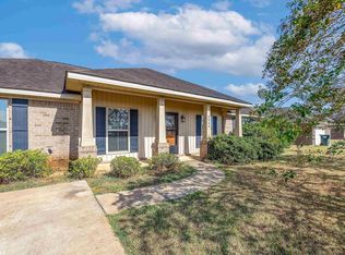 8904 Lockridge Rd, Foley, AL 36535