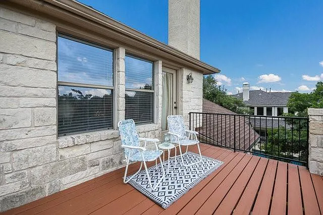 9900 Tree Bend Cv — Photo 30