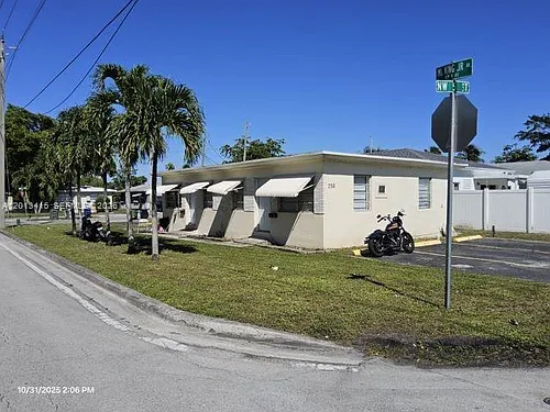 756 NW 5th St #1S Photo 1