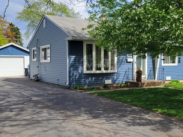 8773 S Kenton Ave, Hometown, IL 60456