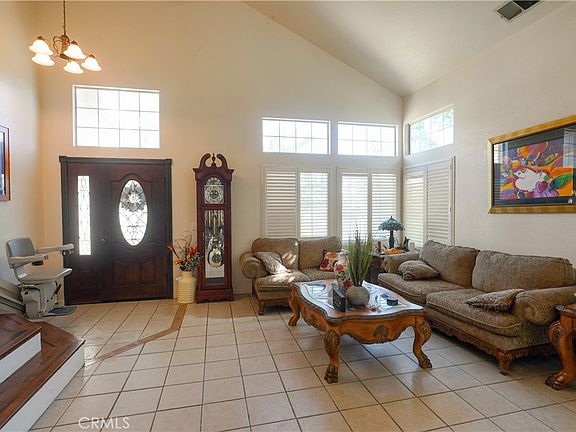 4th image of 1218 Estrella Ct