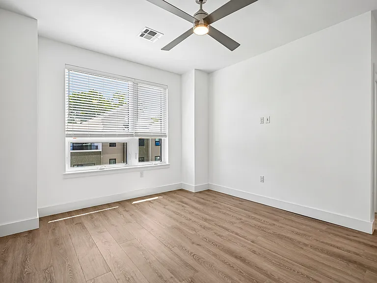 The Truette Townhomes — Photo 22