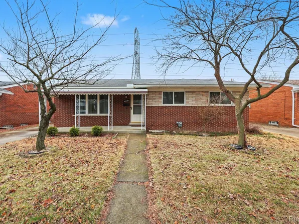 31036 Palomino Dr, Warren, MI 48093