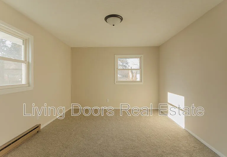 402 W Eldora Ave #D — Photo 17