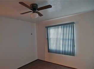 2805 W Mark St, Santa Ana, CA 92704