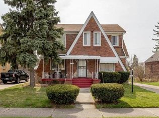 9056 E Outer Dr, Detroit, MI 48213