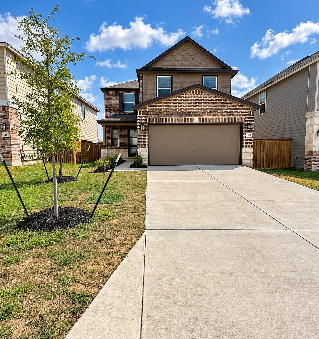3 bed, 2.5 bath, 2314 sqft, $1,650 — Photo 2