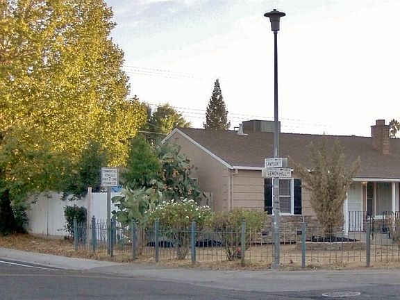 2nd image of 4844 Lemon Hill Ave