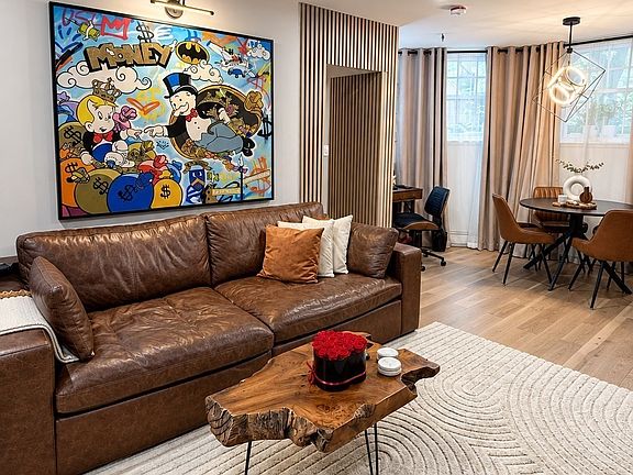 2nd image of 233 Commonwealth Ave APT 1