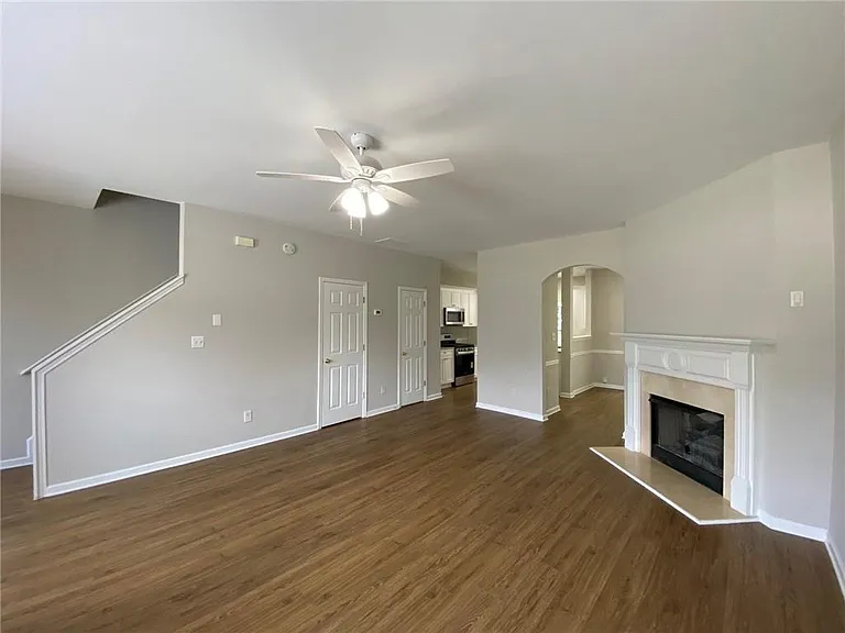 677 Kenridge Dr — Photo 11