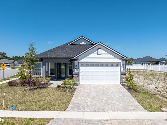 3rd image of 21 IRIS CREEK Drive