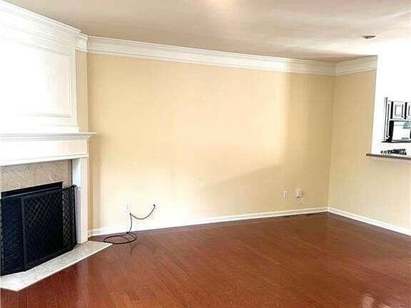 5th image of 6766 Blackstone Pl