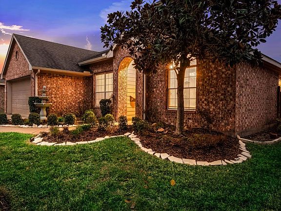 2nd image of 21418 Wellsford Glen Dr