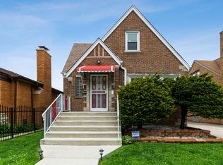 10519 S Parnell Ave, Chicago, IL