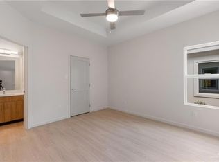 810 N Clarence Ave #4, Edinburg, TX 78541