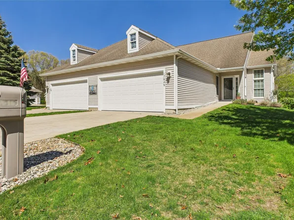 17646 Dustin Dr #17, Spring Lake, MI 49456
