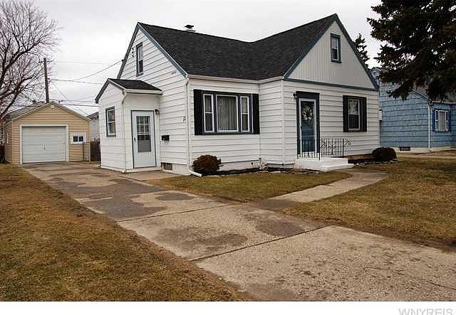 1st image of 12 Carol Dr