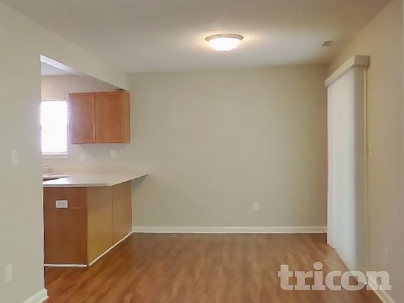 4th image of 11452 High Timber Dr
