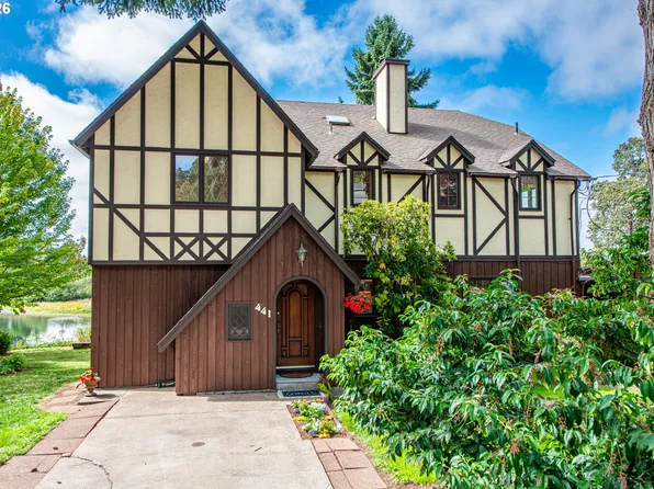 441 W D St, Springfield, OR 97477