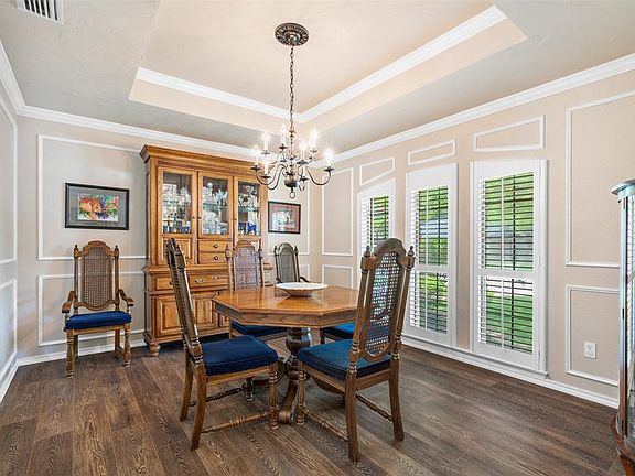 5th image of 2100 Sapphire Dr