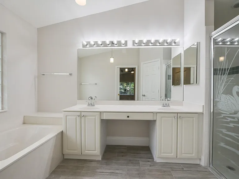 172 Jones Creek Dr — Photo 21