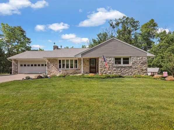 2531 Deep Creek Rd, Perkiomenville, PA 18074