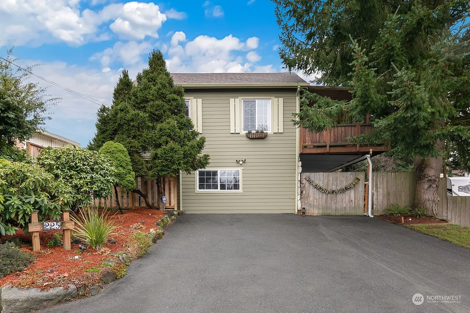 225 SW 184th Street photo 1