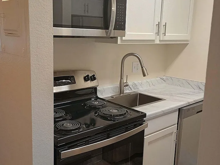 5666 East Hampton Street — Photo 26