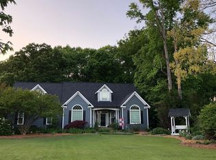 3232 Oaklyn Springs Dr, Raleigh, NC 27606