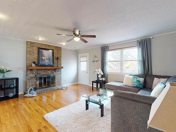 4th image of 5603 Williamsburg Way