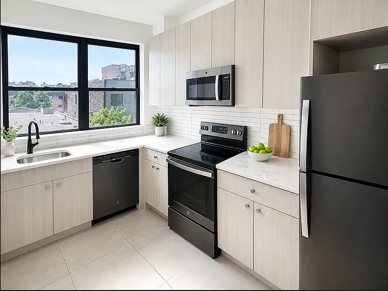 2431 Dean St #4EE — Photo 11