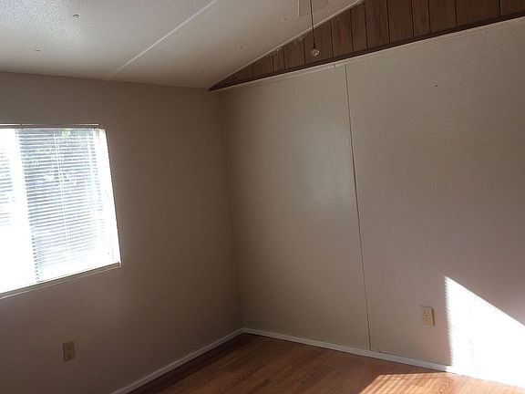 5th image of 5055 Birchwood Dr