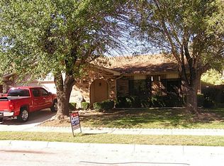 3400 Forest Creek Dr, Fort Worth, TX 76123