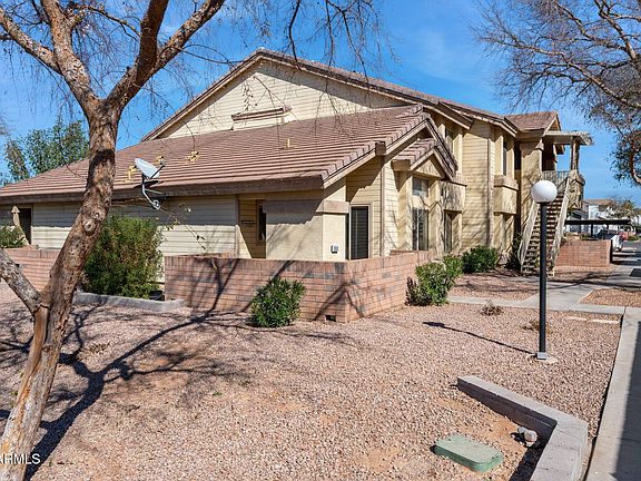 3rd image of 2201 N COMANCHE Drive #1080