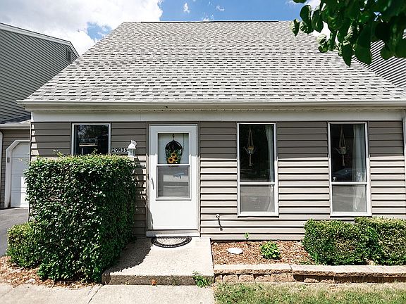 2nd image of 29W364 Crabtree Ln