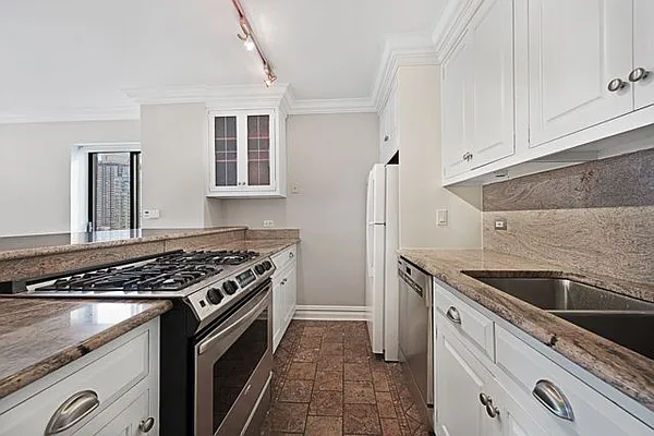 Rented by Compass | media 15