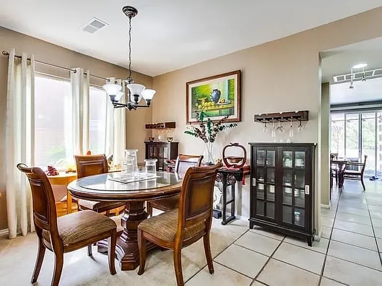1510 Circulo Brindisi — Photo 6