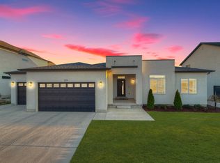 739 W Powderwood Ln, Mapleton, UT 84664