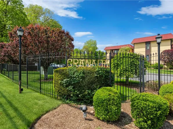 11 Granada Crescent #7, White Plains, NY 10603