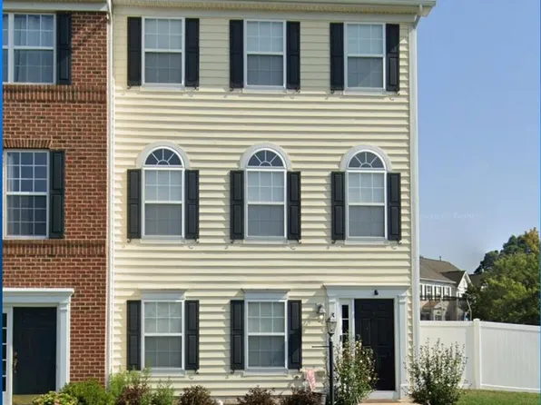 322 E Wainscot Dr, New Market, MD 21774