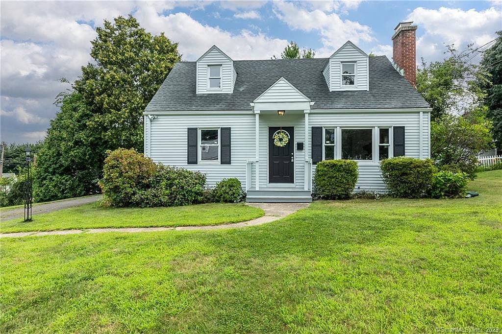 23 Cassilis Rd, West Hartford, CT 06107 Zillow