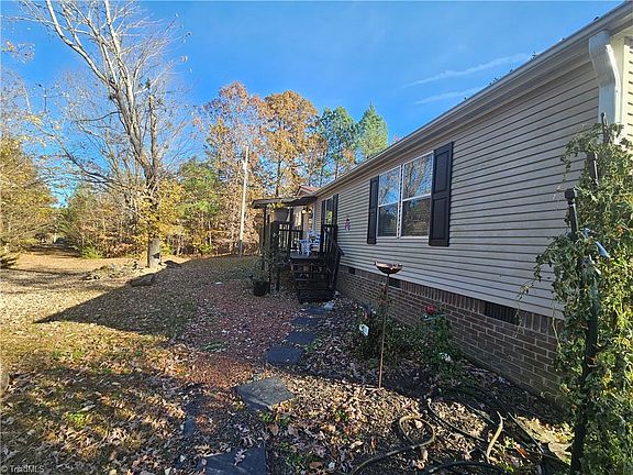 2nd image of 5460 Thompson Mill Rd