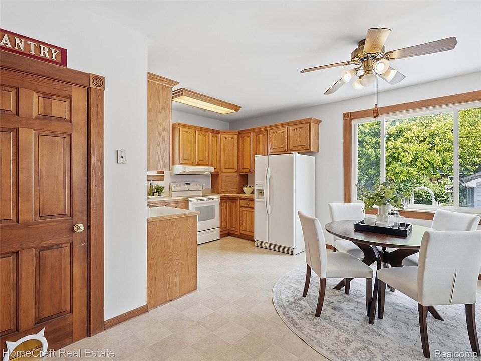 188 N Mill St, photo 14