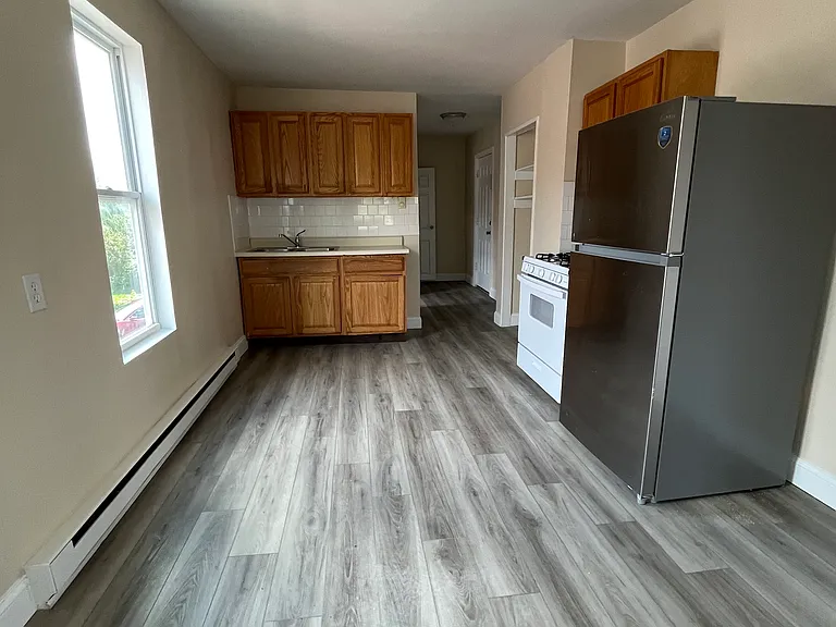 55 Putnam St #2 — Photo 1