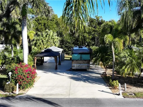 10075 Ramblewood CT, FORT MYERS, FL 33905