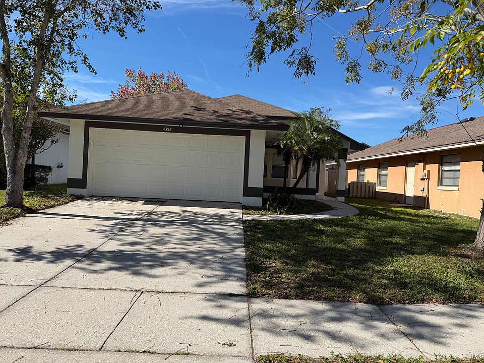 1st image of 4352 Sandhurst Dr