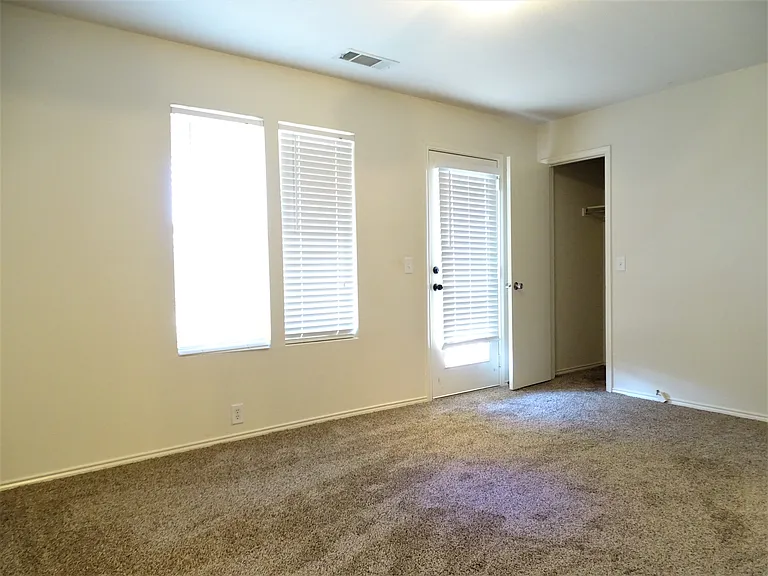 2632 Boedeker Dr — Photo 13