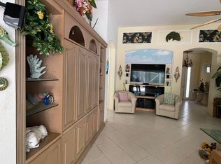 9102 Bay Harbour Cir, West Palm Beach, FL 33411