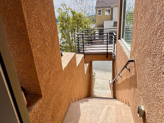 2nd image of 3363 Chartwell St